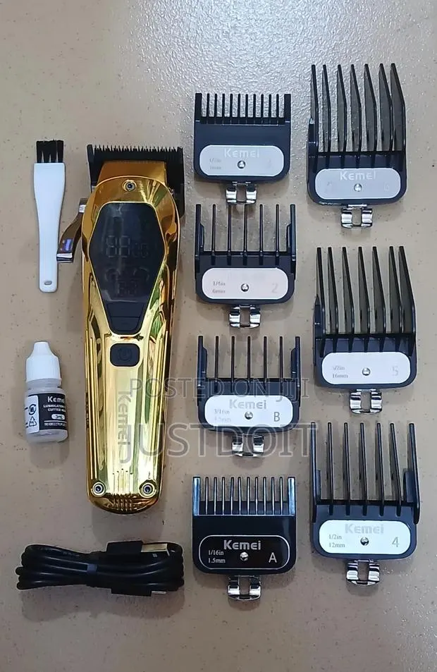 Km 1698 LED Rechargeable Barbering Machine · Photo 1