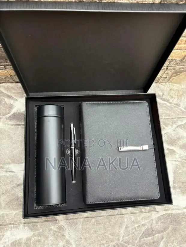 Customised 3 in 1 Diary Gift Set · Photo 1