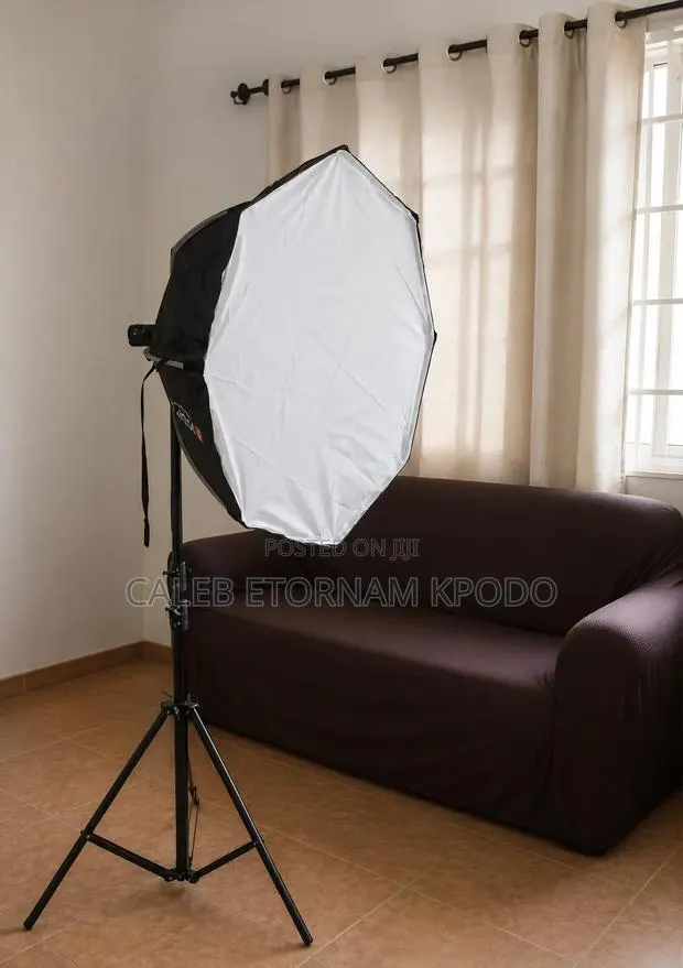 Godox S2 Bracket + Triopo Ks-90 Softbox for Rent · Photo 1
