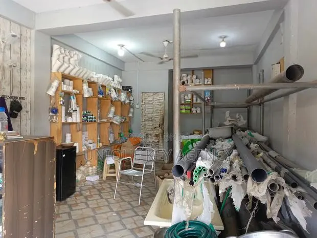 Spacious Shop for Sale in Spintex · Photo 1