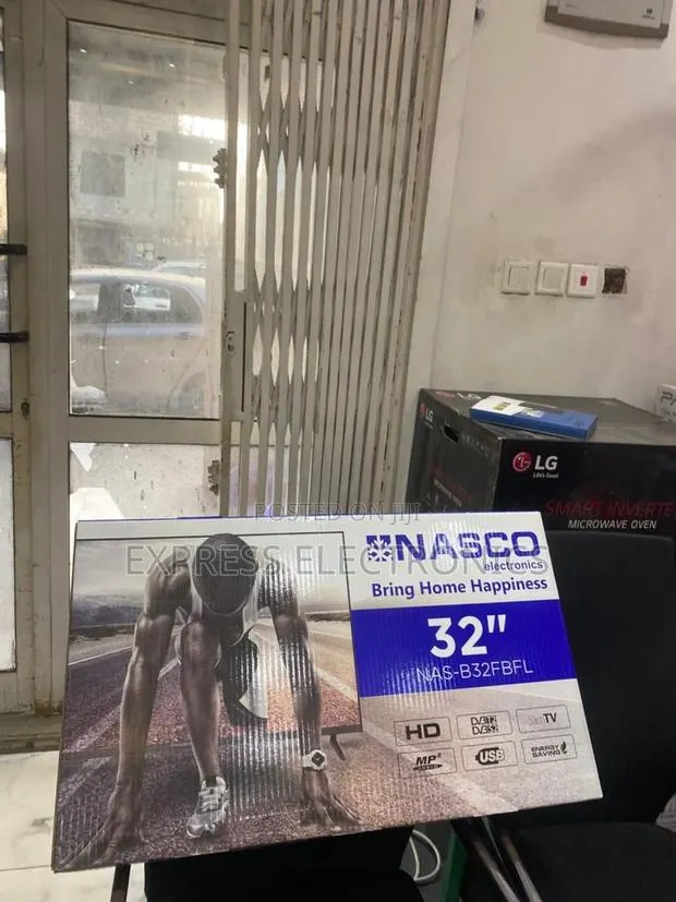 Limited Stock Nasco FHD Satellite Tv 32” · Photo 1