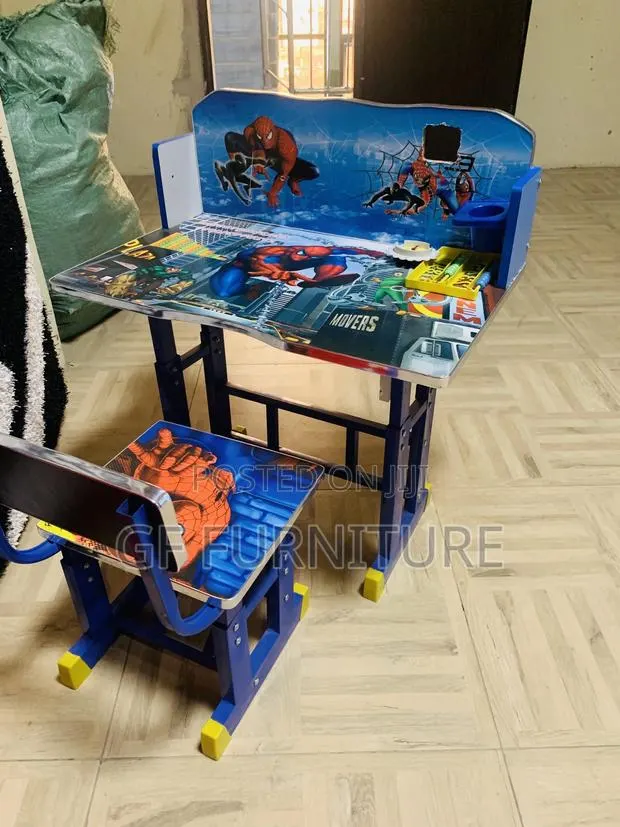 Cartoon Desk for Kids · Photo 3
