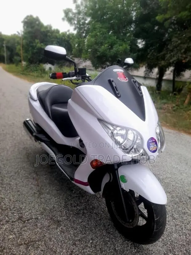 Honda Forza 2020 White · Photo 1