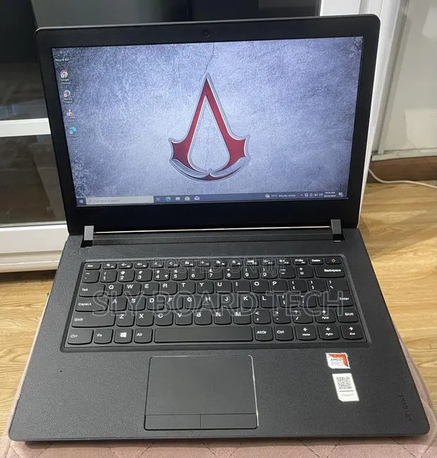 Laptop Lenovo IdeaPad 320S 4GB AMD A6 HDD 1T · Photo 1