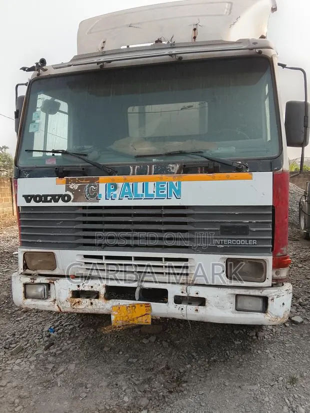 Volvo Truck Fl12 .340 HP · Photo 1
