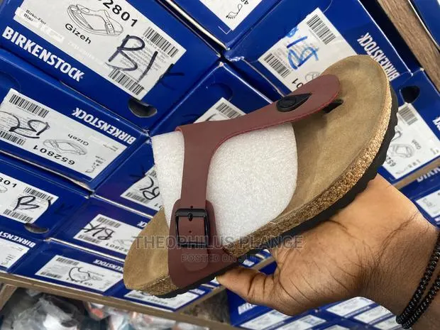 Original Birkenstock Slippers · Photo 1