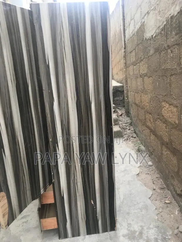 Used 2-in-1 Wardrobe for Sale · Photo 1