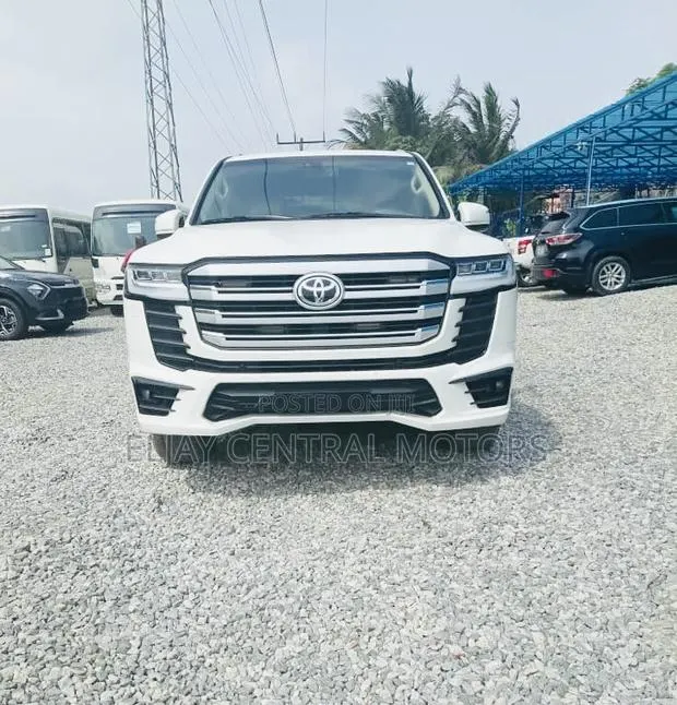 Toyota Land Cruiser 4.0 V6 GX-R 2015 White · Photo 1