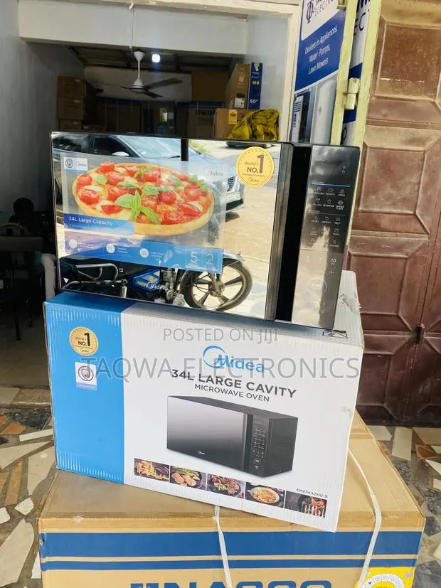 Black Color Midea 34 Litres Microwave Oven · Photo 1