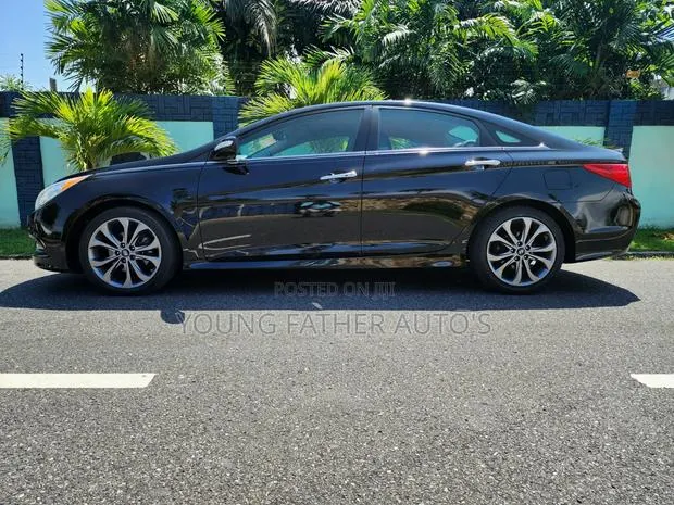 Hyundai Sonata SE 4dr Sedan (2.0L 4cyl Turbo 6A) 2014 Black · Photo 1