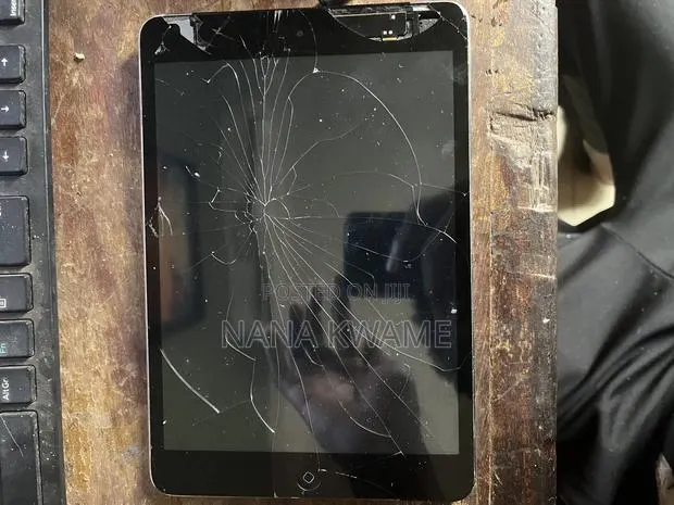 Apple iPad mini 2 32 GB White · Photo 1