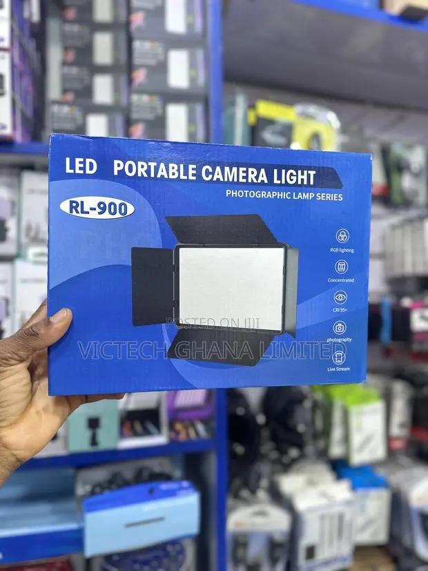 Rl-900 Portable Camera and Video Light · Photo 1