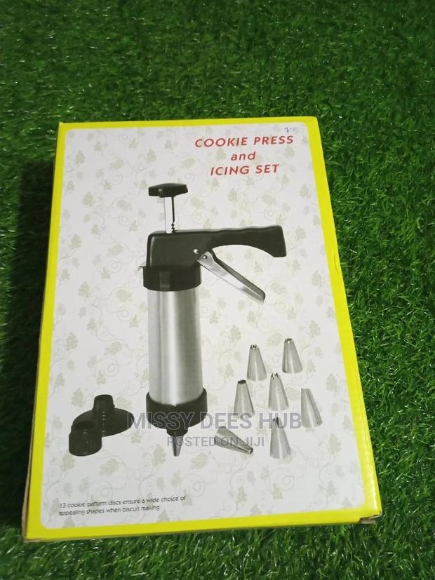Cookie Press and Icing Set · Photo 1