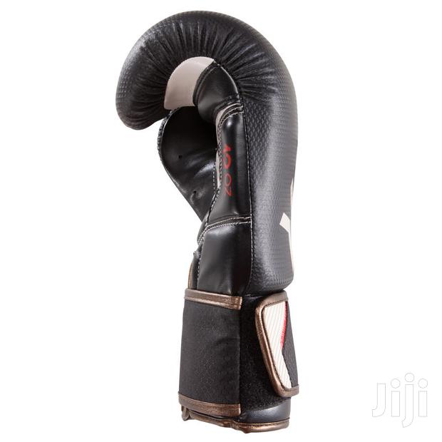 Adult Boxing Gloves - Unisex · Photo 2
