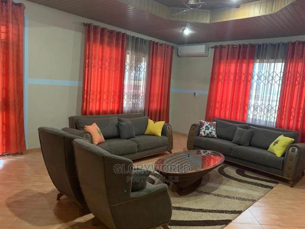 Splendid Furnished 3 Bed at Spintex (Ghc 1,500 a Day) · Photo 1