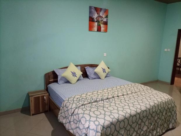 Splendid Furnished 3 Bed at Spintex (Ghc 1,500 a Day) · Photo 4