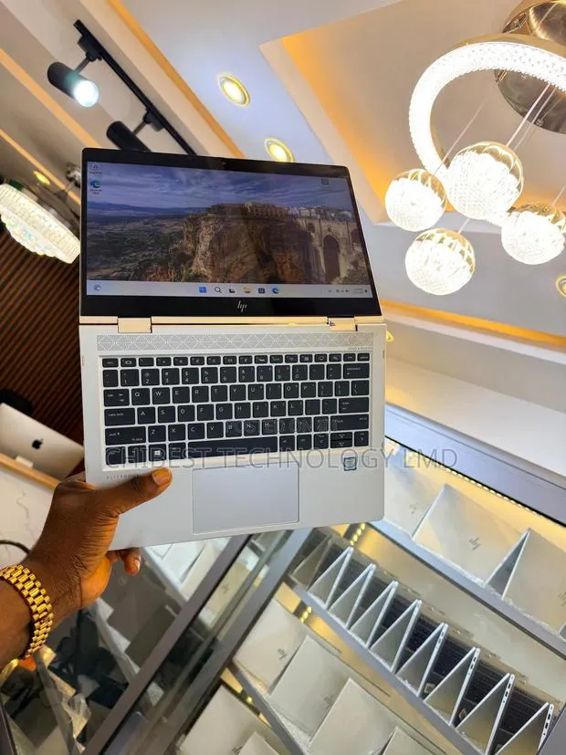 Laptop HP EliteBook x360 830 G6 8GB Intel Core i5 SSD 256GB · Photo 1