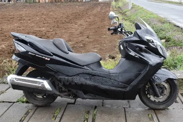 Suzuki Burgman 2023 Black · Photo 1