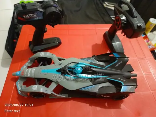 Formula E Gen2 Race Car · Photo 1