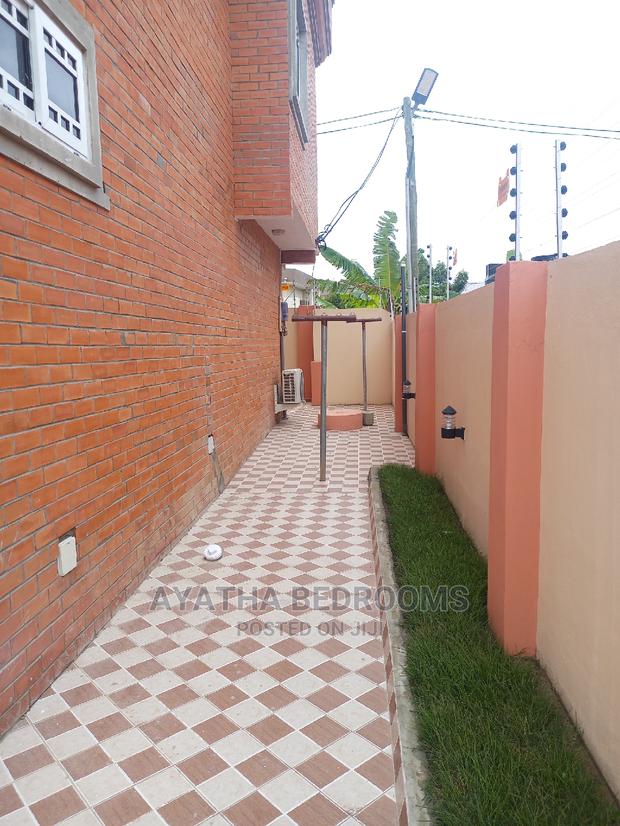 3bdrm House in Ayathar Bedroom, Teshie for Rent · Photo 2