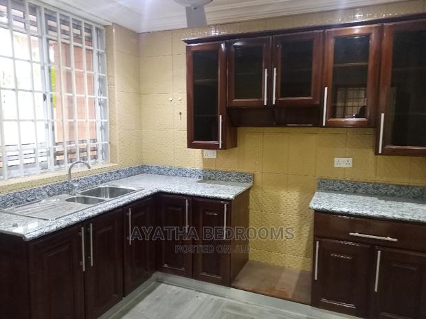 3bdrm House in Ayathar Bedroom, Teshie for Rent · Photo 8