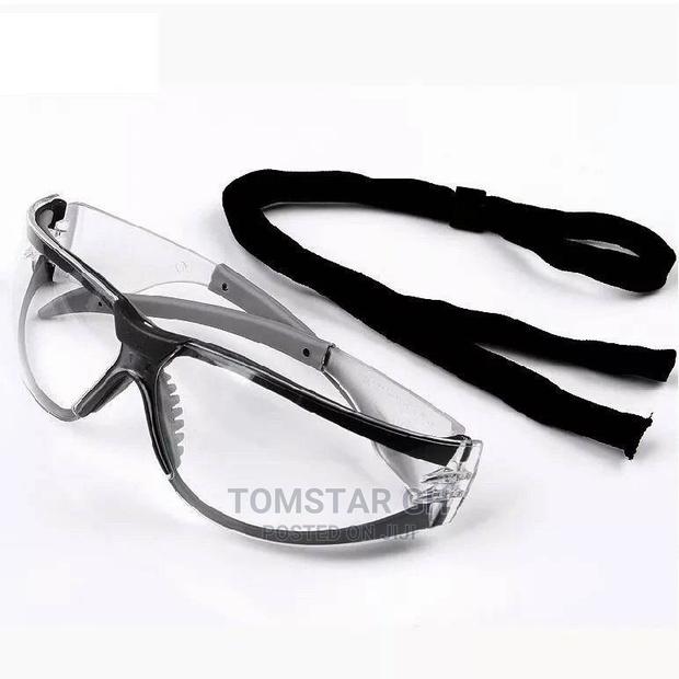 3M Safety Goggles With Strap · Photo 1