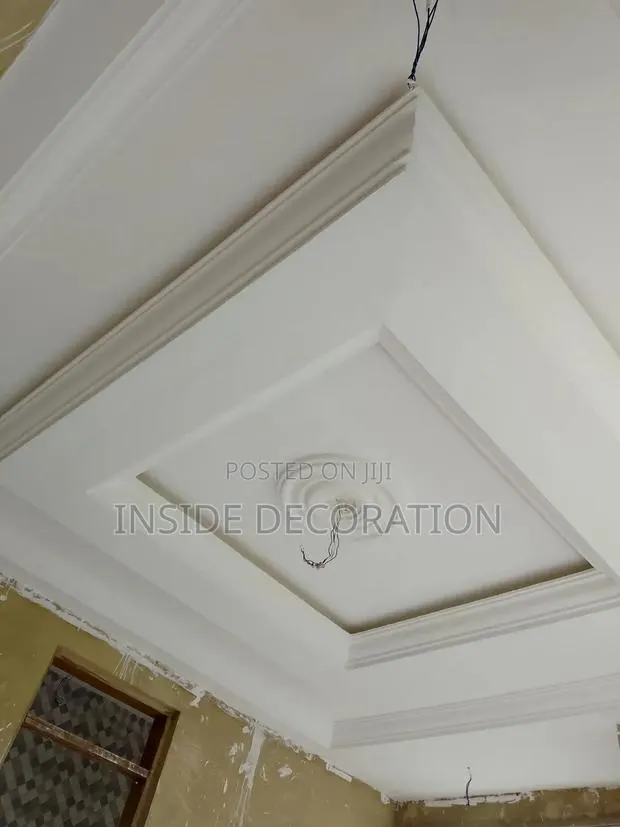 P.o.p Ceiling · Photo 1