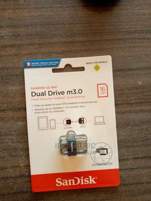 Sandisk Ultra (16GB) Dual Drive M3.0 Flash Drive · Photo 1