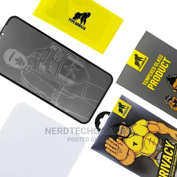 KINGKONG Privacy Screen Protector for iPhone (11 - XR) · Photo 2