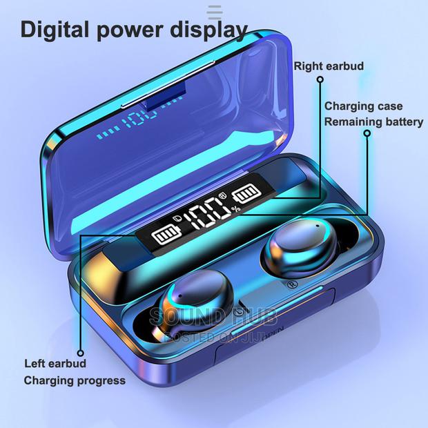 Tws Ear Buds With Power Bank · Photo 3