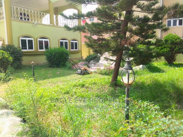 7bdrm House in East Legon for sale · Photo 2