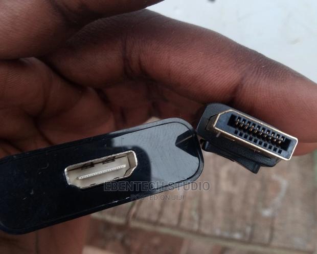 Display Port (DP) to HDMI Adapter · Photo 6