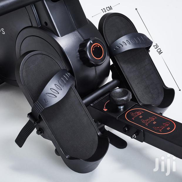 Rowing Machine · Photo 2