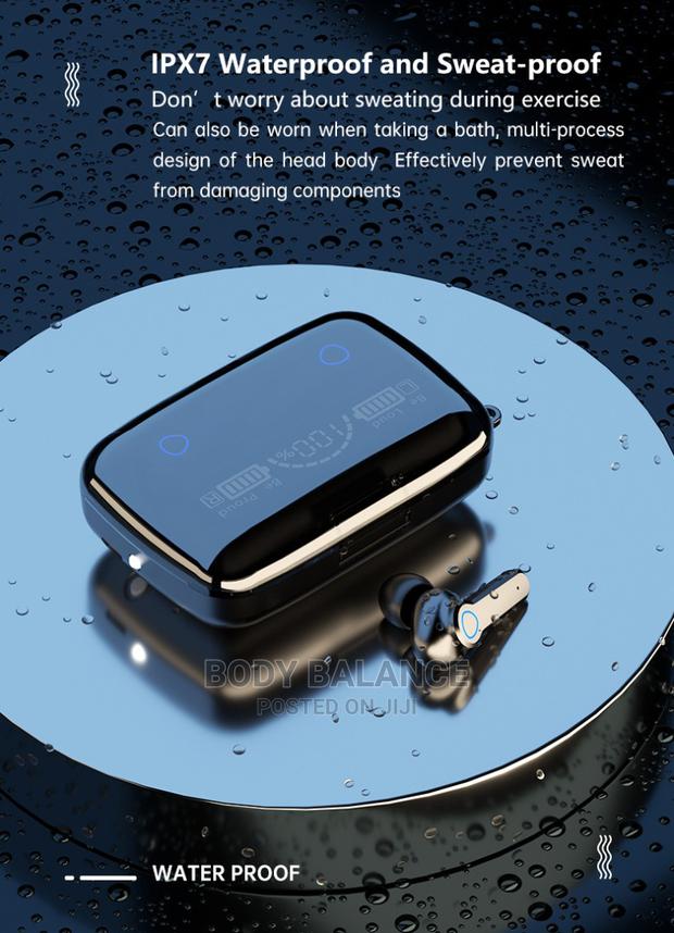 Ear Buds Black · Photo 2
