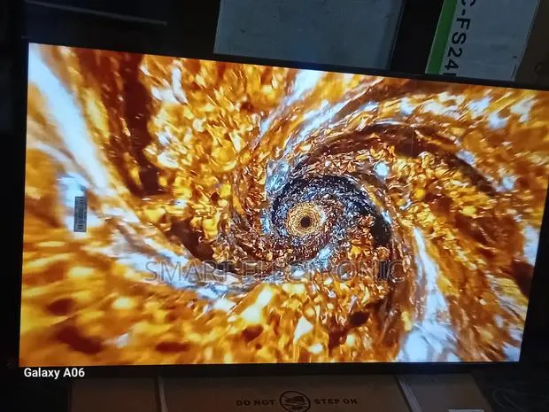Samsung 43” Entertainment Smart Tv for Movies, Sports Gaming · Photo 1