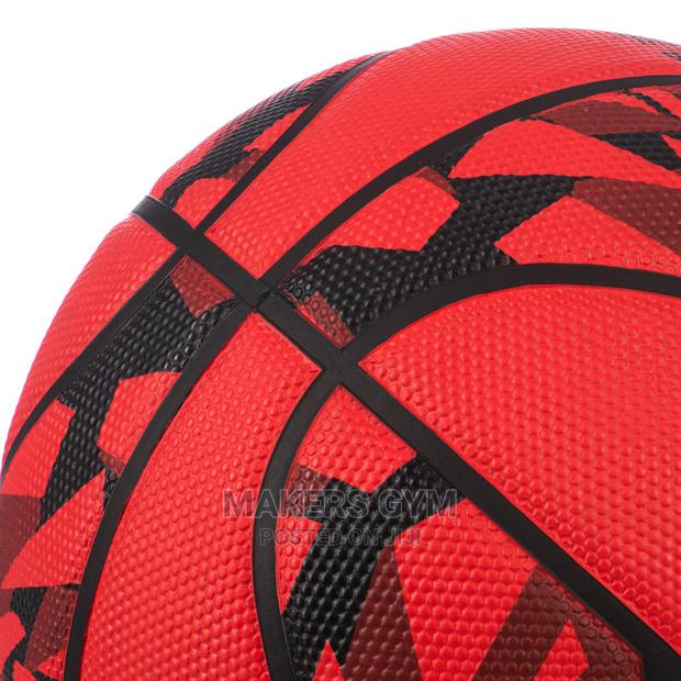 Basketball - Red. · Photo 2