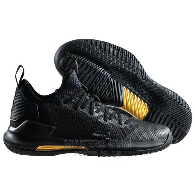 Basketball Shoes (Men) · Photo 2