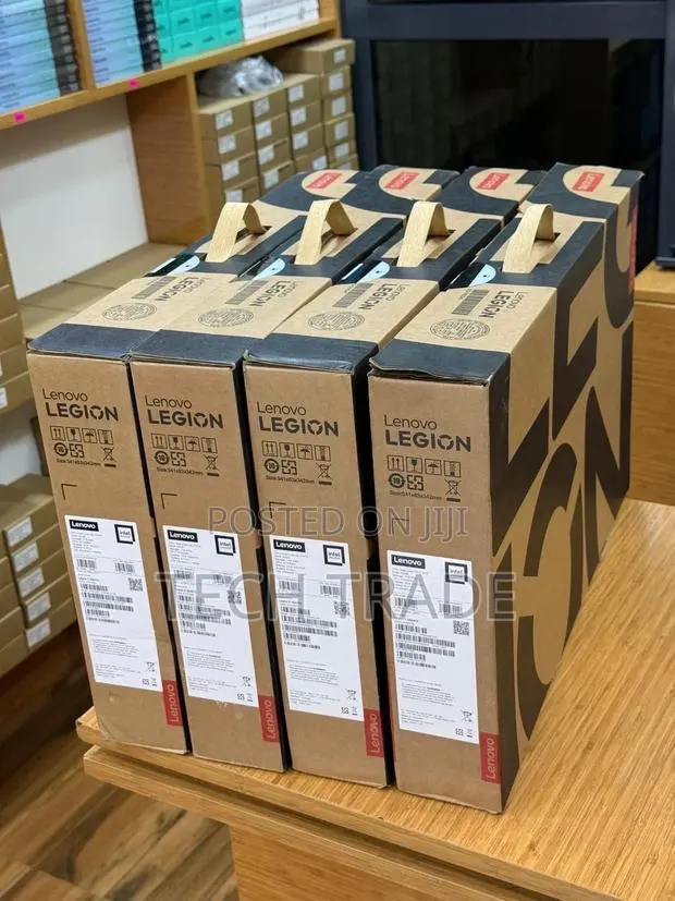 New Laptop Lenovo Legion 5 32GB Intel Core Ultra 9 SSD 1T · Photo 1