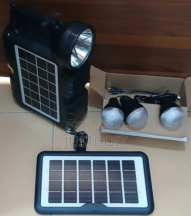 CL - 810 Solar Lamp With Panel. · Photo 1