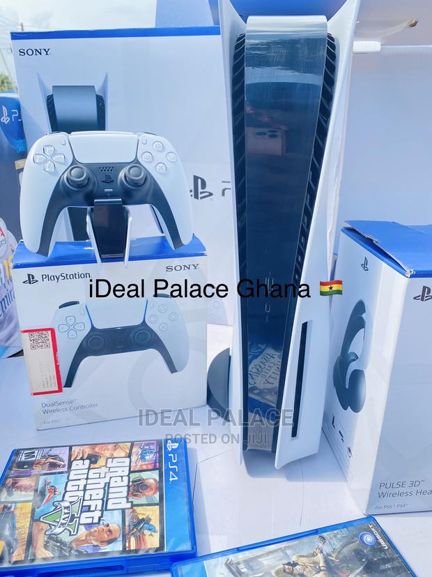 Playstation 5 Standard With 75 Games · Photo 3
