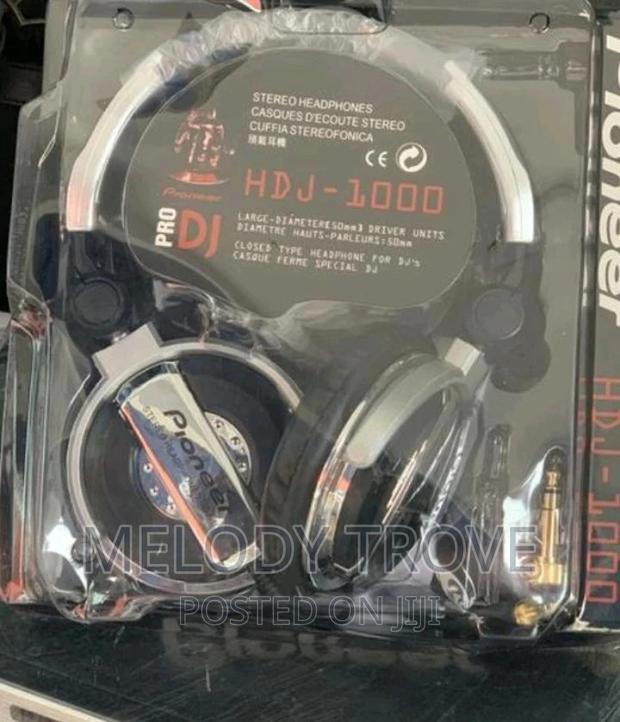 Pioneer HDJ 1000 Headphones · Photo 2