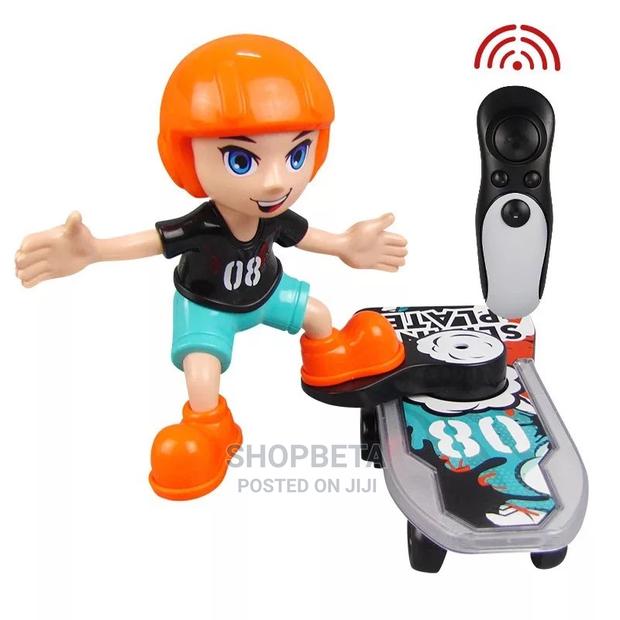 Hot Selling RC Skateboard Toy Electric Stunt Balance Dolls · Photo 4