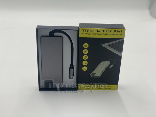 USB-C to HDTV 8 in 1 · Photo 1