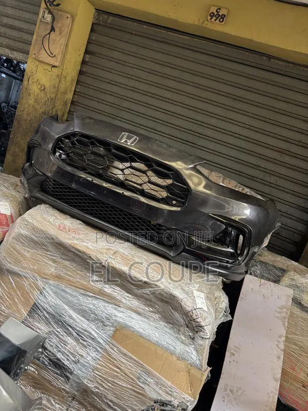 Honda HRV 2022-2023-2024-2025 Front Bumper Complete · Photo 1