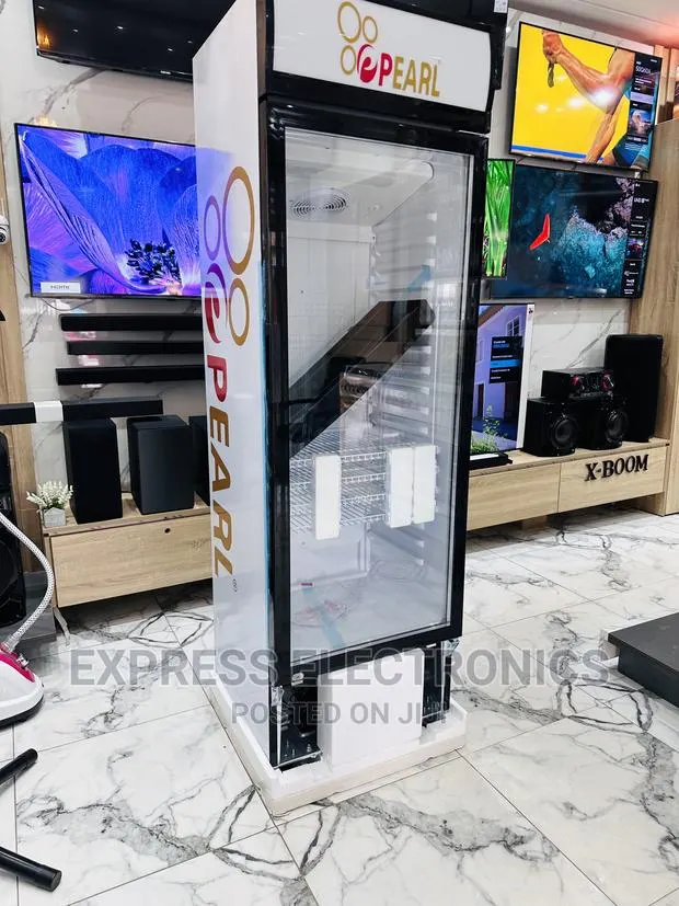 Spectacular Design PVC 424 —Pearl Display Fridge · Photo 1