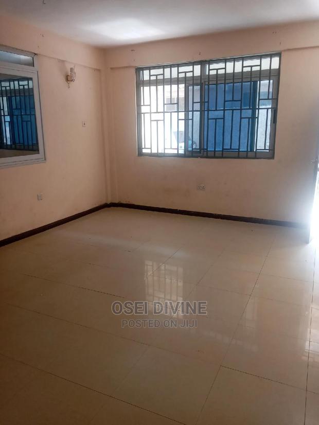 Cool 2-Bedrooms S/C Apartment · Photo 1