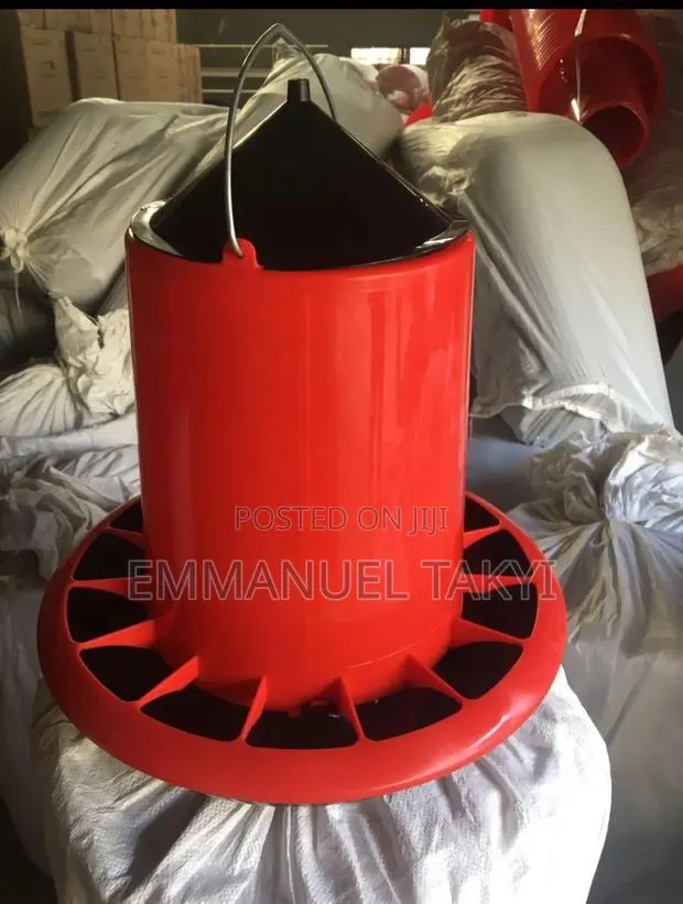 12kg Chicken Feeder · Photo 1
