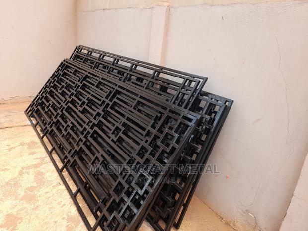 High Quality Window Bulgarproof · Photo 1