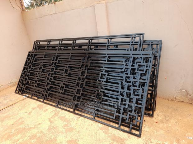 High Quality Window Bulgarproof · Photo 2
