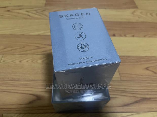 Skagen Executive Smart Watch · Photo 3